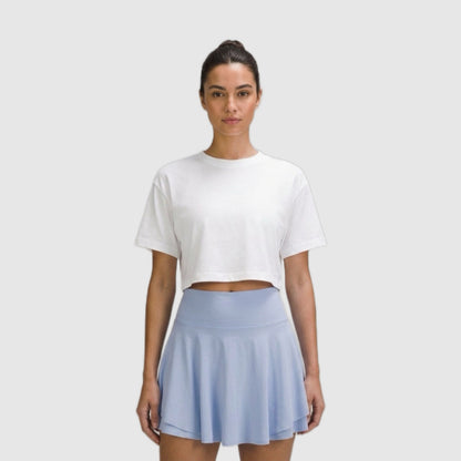 Camiseta boxy cropped con texto algodón