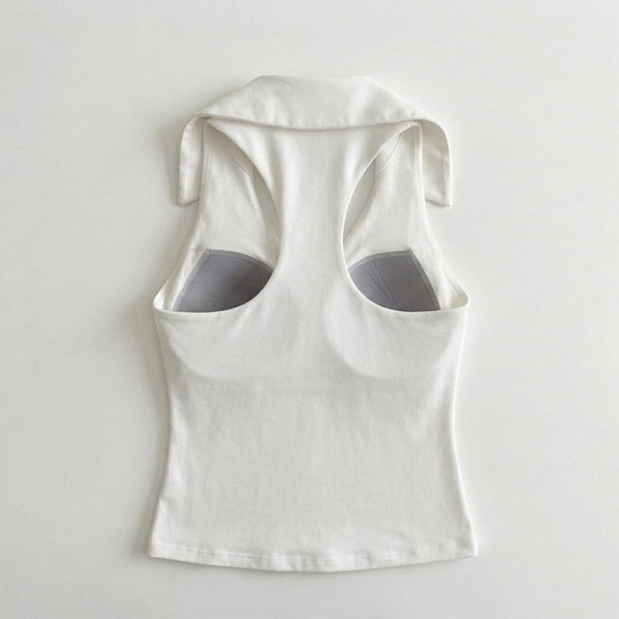 Top estilo polo con cuello escote V