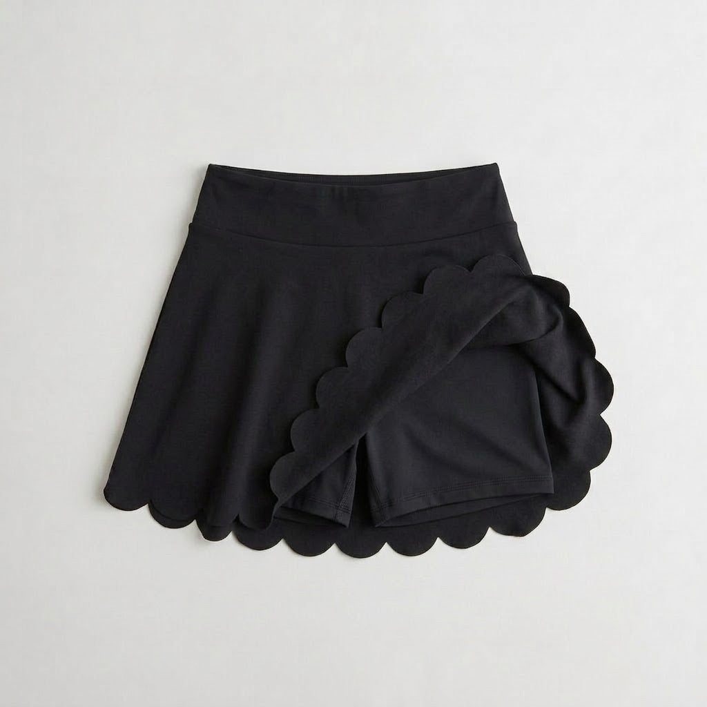 Wavy sports skirt